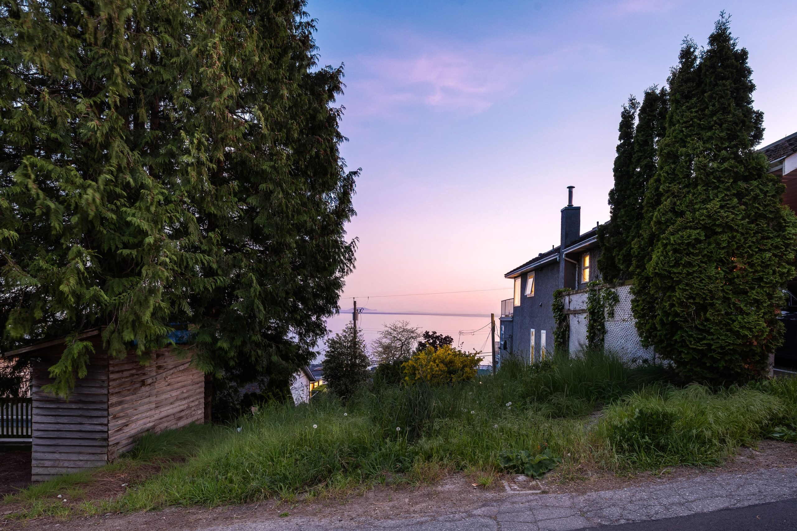 15519 Columbia Avenue, White Rock